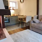 Week In Paris, 2 Pieces Hyper-centre Parisien Apartment